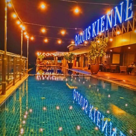 Louis Kienne Hotel Simpang Lima Semarang Buitenkant foto