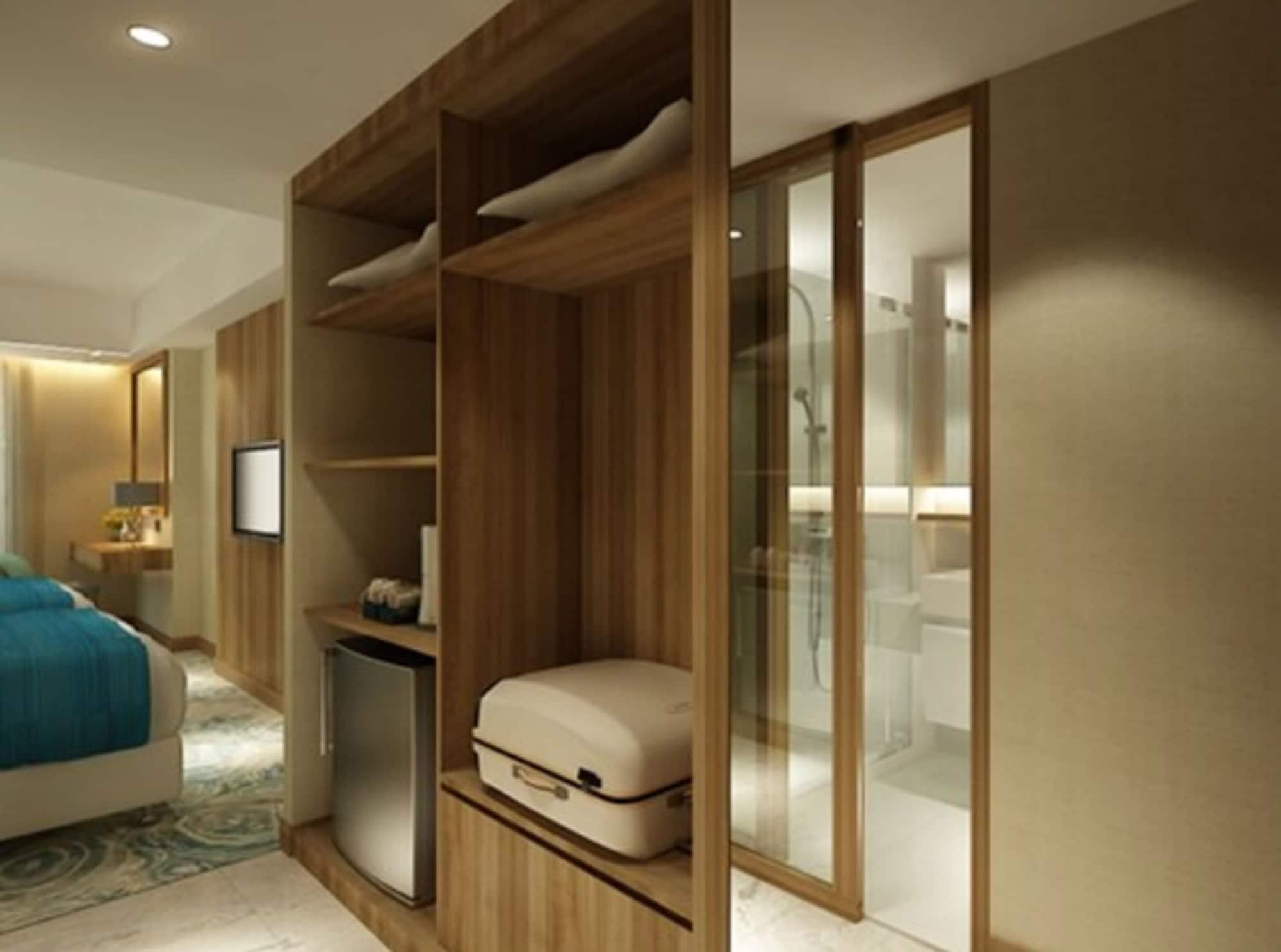 Louis Kienne Hotel Simpang Lima Semarang Buitenkant foto