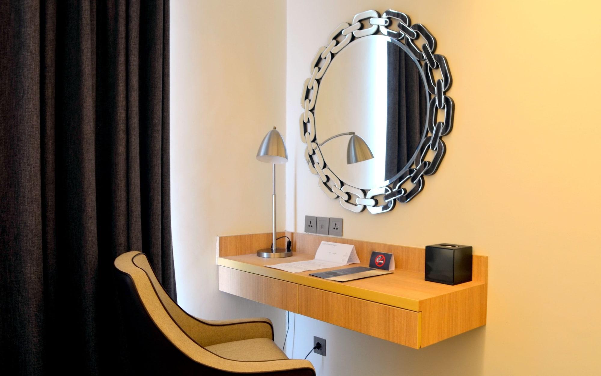 Louis Kienne Hotel Simpang Lima Semarang Buitenkant foto